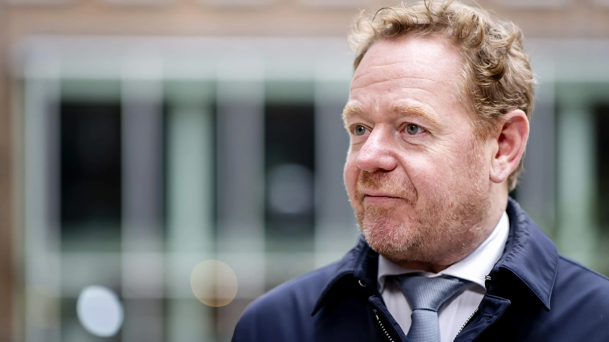 Politie bekijkt deel van ruim 10.000 onbehandelde aangiften uit 2024 opnieuw