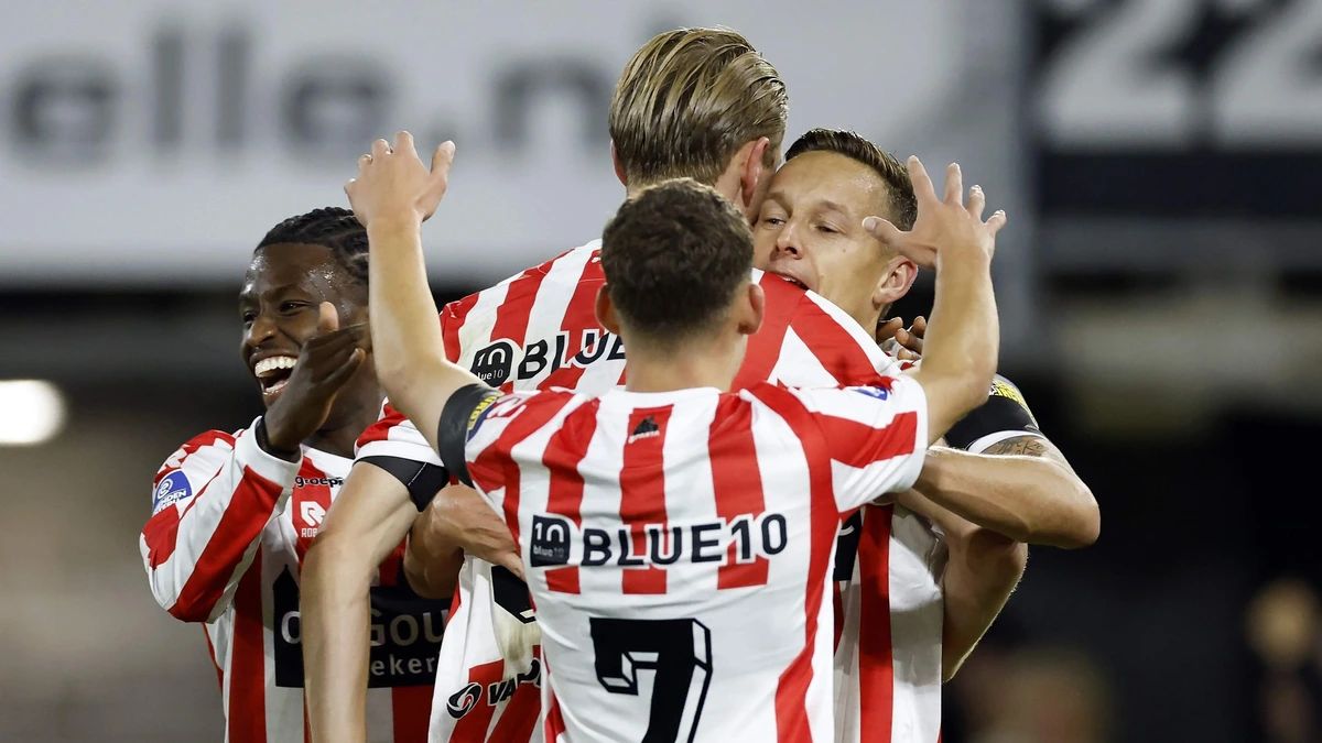Sparta viert op jarig Kasteel feestje en duwt Willem II dieper de problemen in