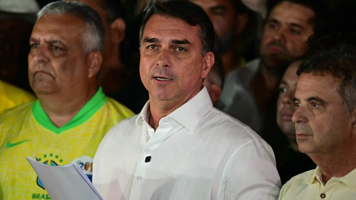 Flávio Bolsonaro mag Brazilië niet uit na nederlaag: paspoorten ingenomen om beslissing hooggerechtshof