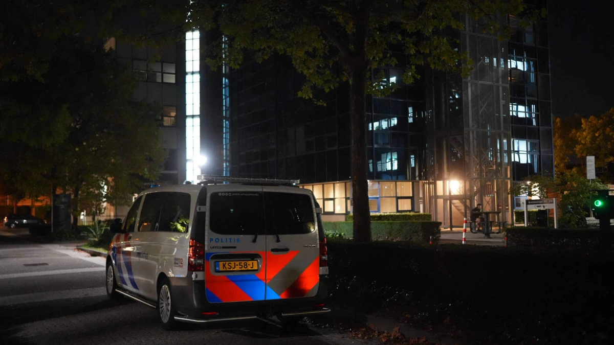 Steekincident bij azc Den Bosch, man en vrouw gewond geraakt