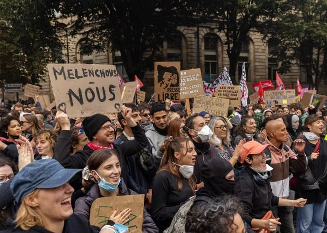 Mobilisation du 17 octobre : comment LFI, sans être l’extrême gauche ni l’ultragauche, joue pour eux un rôle de parti « parapluie »