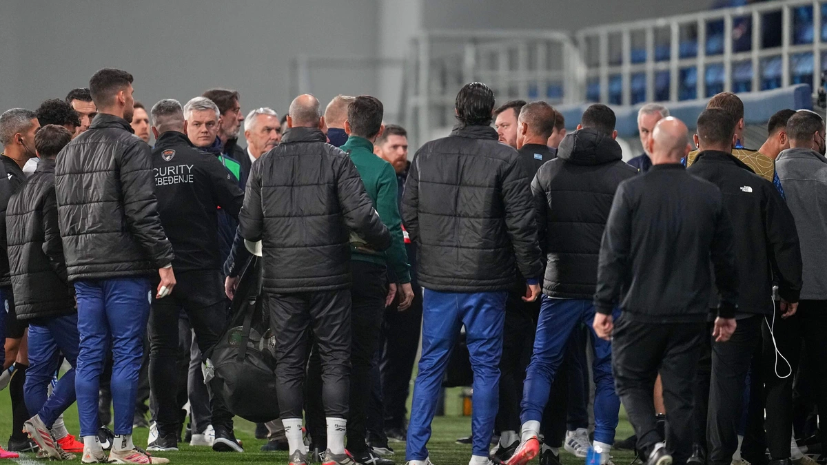 UEFA onderzoekt vermeend spuugincident tijdens Ierland - Israël