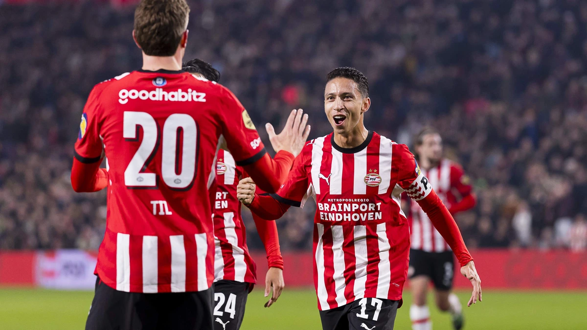 LIVE Eredivisie | PSV met comfortabele voorsprong rust in tegen hekkensluiter Willem II na hakballetje Guus Til