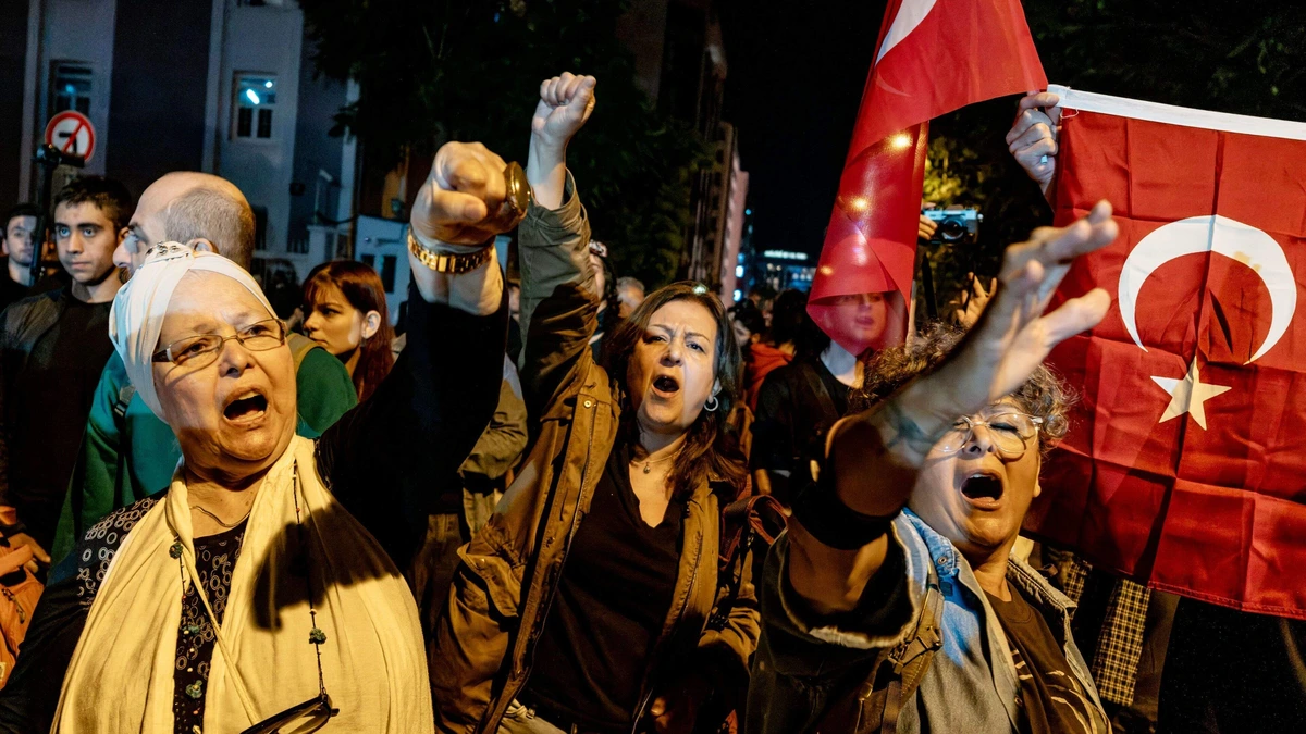 Turkse oppositie woest: burgemeester seculier bolwerk Izmir loopt over naar Erdogan