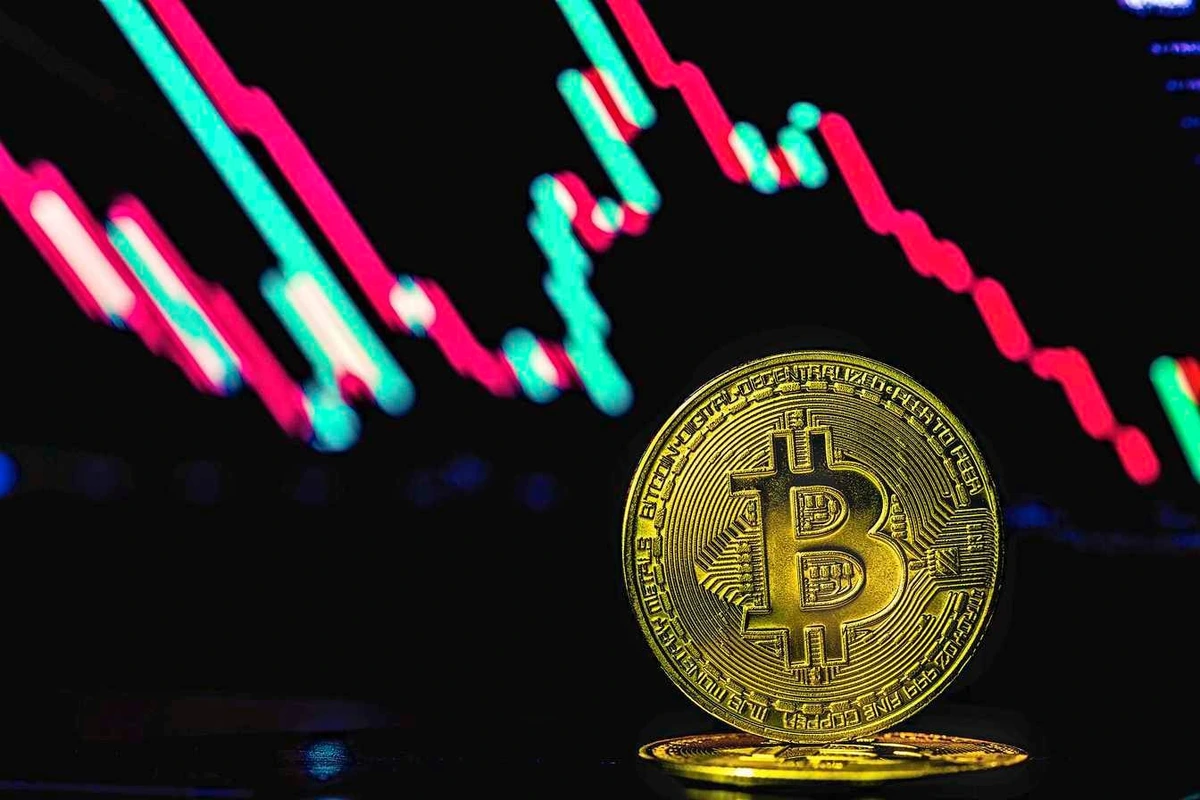 Binance reserveert miljarden om gevolgen van ’grootste cryptoroof ooit’ op te vangen