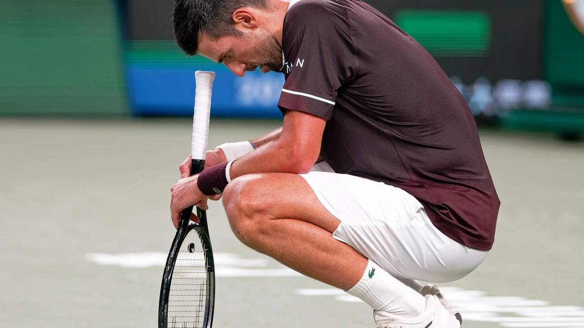 Uitgeputte Novak Djokovic krijgt dreun te verwerken in Shanghai