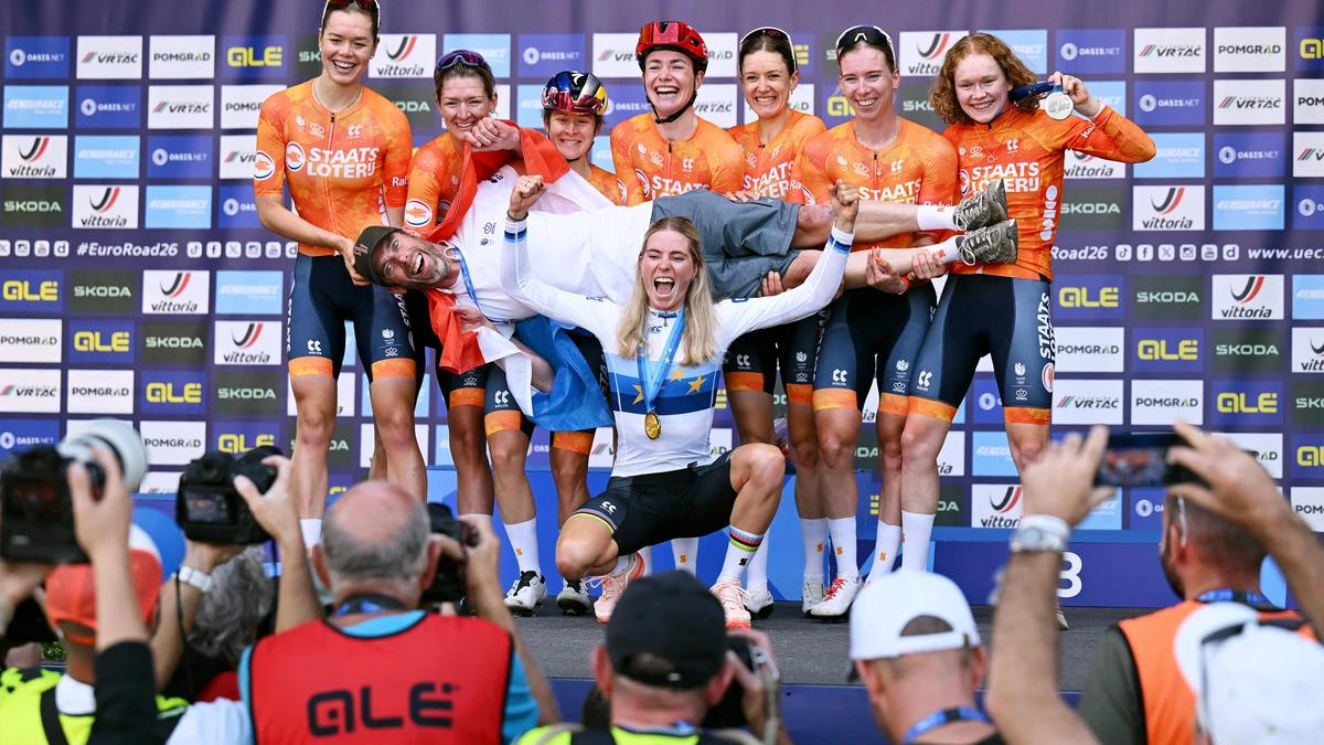 Demi Vollering glundert na Europese titel: ’Het is een gouden jaar’