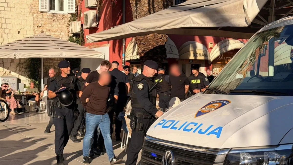 Achttien Ajax-fans opgepakt in Split voor mogelijk wapenbezit