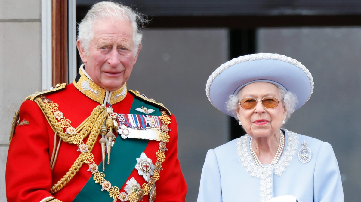 Deze tragedie bleef koningin Elizabeth altijd achtervolgen: Charles herdenkt drama zestig jaar later