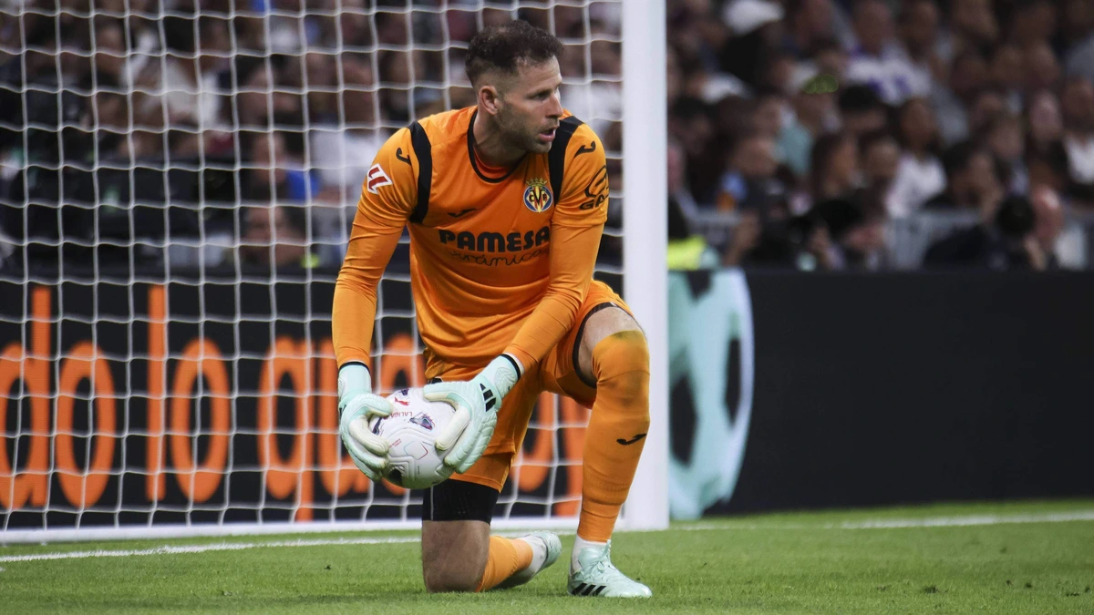 Villarreal-doelman Peter Gulacsi met zijn gezin slachtoffer van gewapende overval