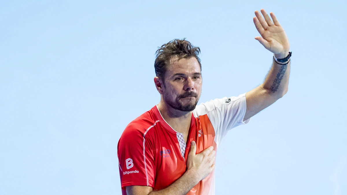 Emotionele Stan Wawrinka (41) neemt voor eigen publiek afscheid na indrukwekkende carrière