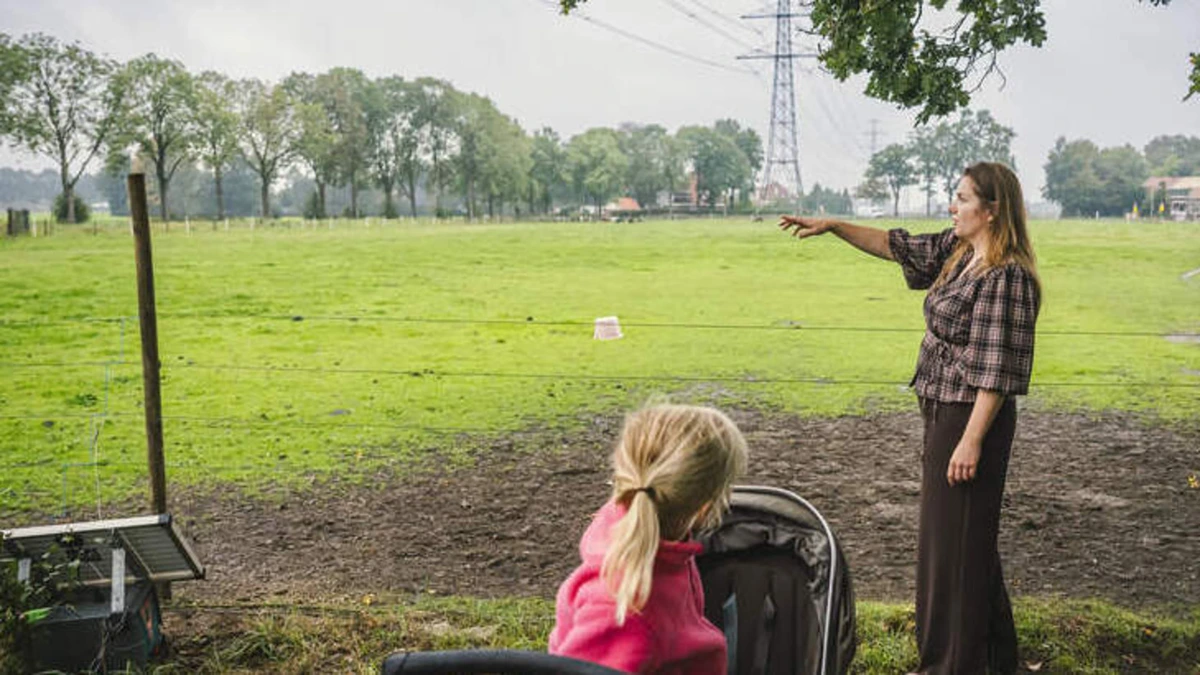 Michelle (35) is bang na wolvenaanval achter het huis: ’Kunnen onze kinderen nog veilig buitenspelen?’