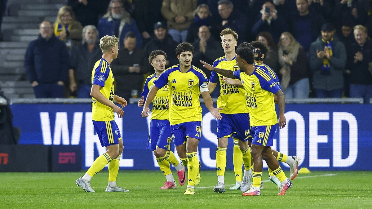 LIVE Eredivisie | Cambuur swingt voor rust tegen Go Ahead Eagles